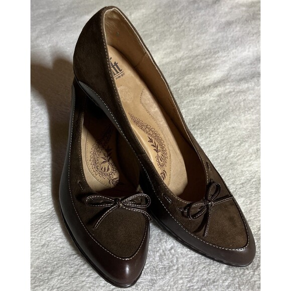 Sofft Varney Leather & Suede Size 8 1/2 Two Tone Brown Bow Pointed Toe Heel Pump - Picture 2 of 9